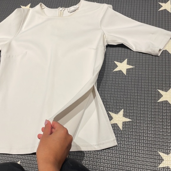 Thick cream half sleeve blouse - Picture 2 of 3